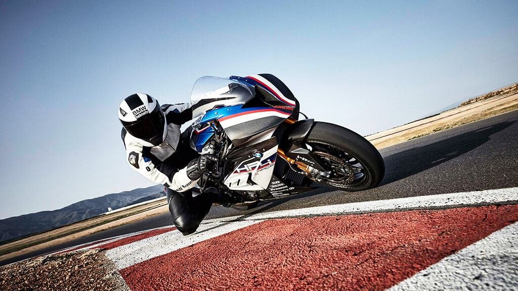 driving-bmw-bike